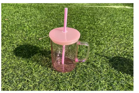 Bidon en verre avec poignée