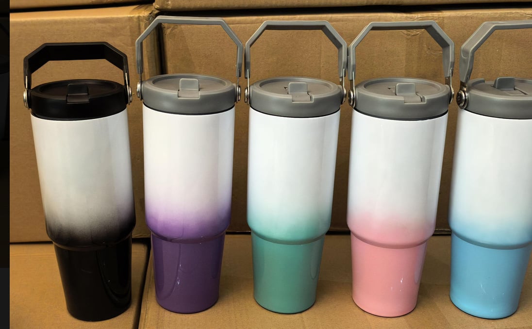Tasse Isotherme en Acier Inoxydable 30oz avec Couvercle de Transport - Dégradé Prêt pour Sublimation
